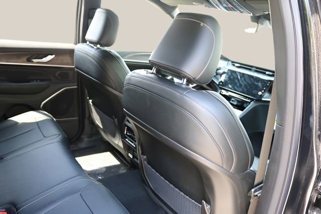 New 2026 Jeep Grand Cherokee Limited Reserve image 19