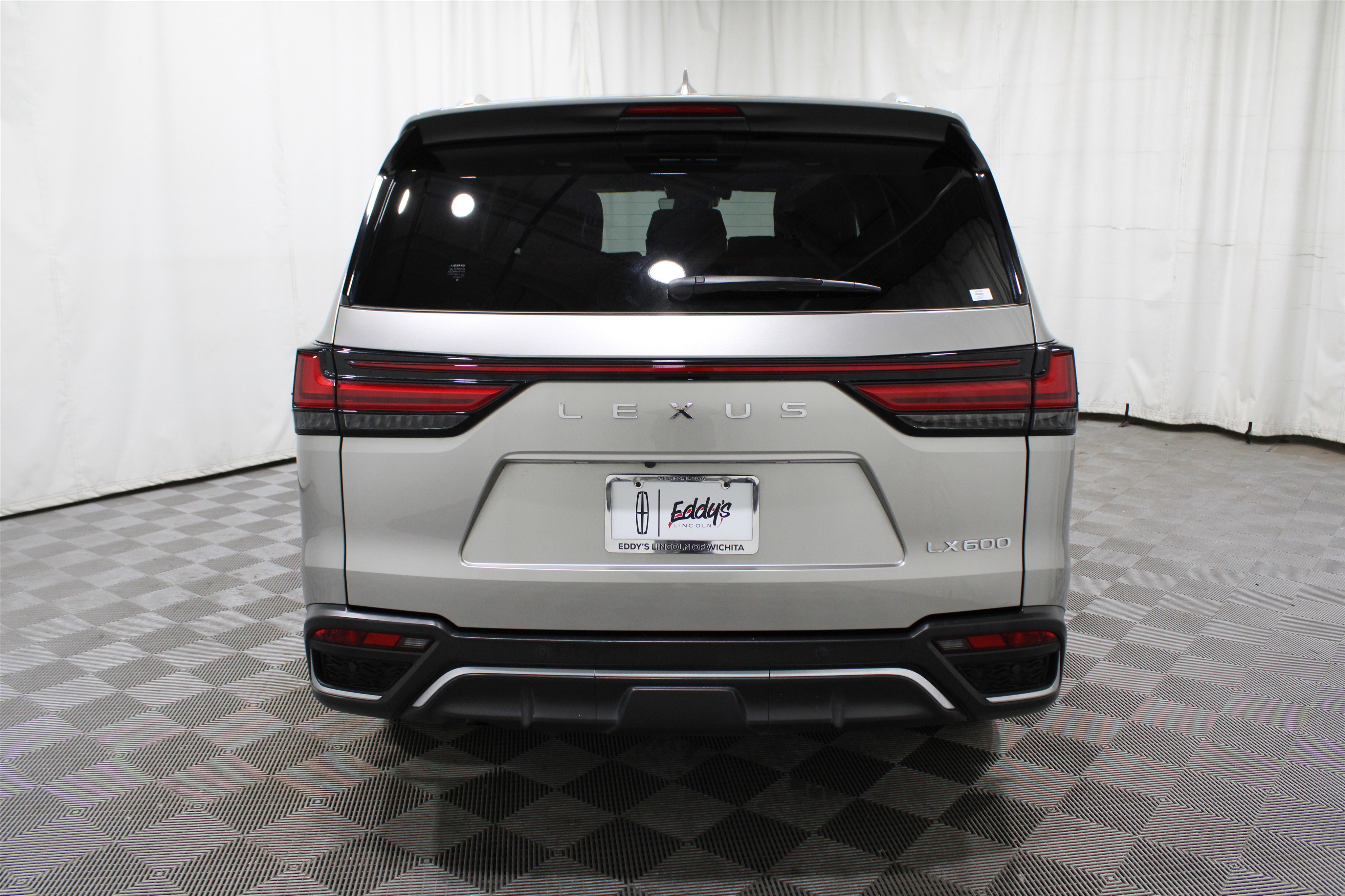 Used 2024 Lexus LX 600 F Sport image 36