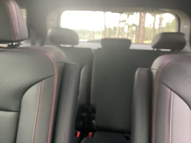 New 2026 Chevrolet Traverse RS w/ LPO, Floor Liner Package FWD image 18