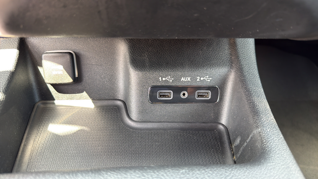 Used 2018 Dodge Durango GT w/ Blacktop Package AWD/4WD image 28