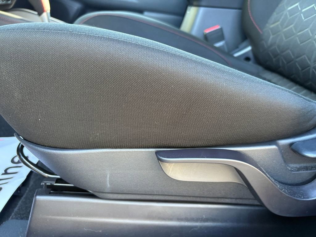 Used 2024 Mitsubishi Outlander Sport AWD image 13