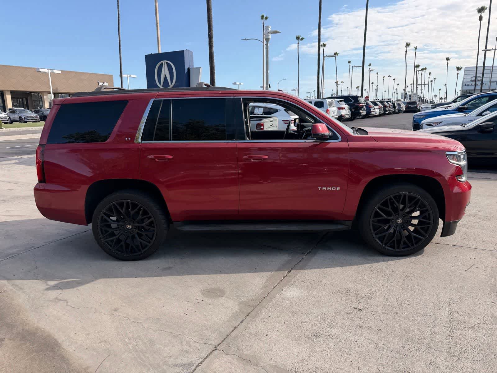 Used 2015 Chevrolet Tahoe LT RWD image 4