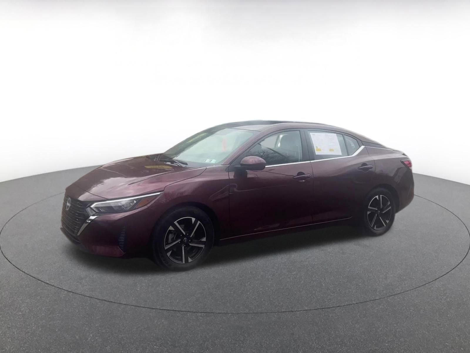 Used 2025 Nissan Sentra SV FWD image 8