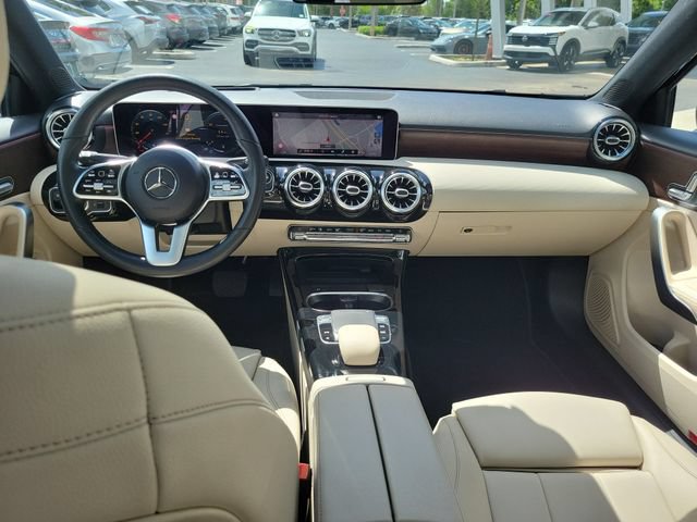 Used 2019 Mercedes-Benz A 220 image 12