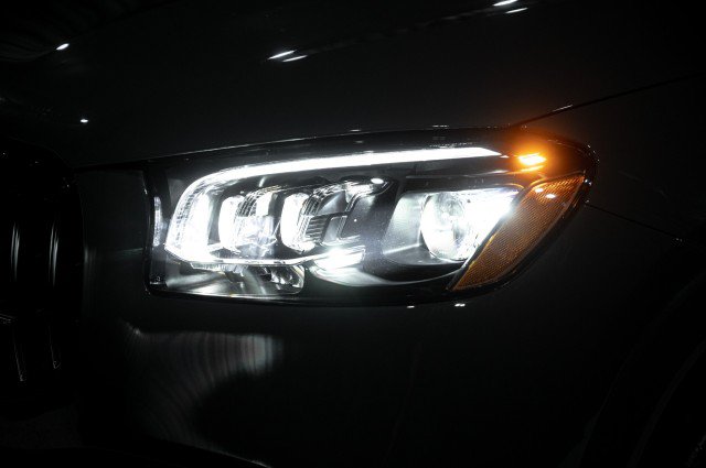 New 2026 Mercedes-Benz GLS 63 AMG 4MATIC image 7