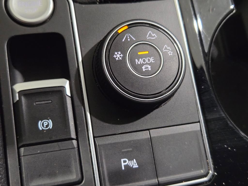 Used 2023 Volkswagen Atlas Cross Sport SE image 12