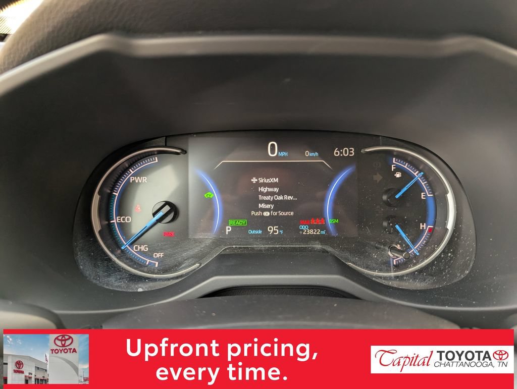 Used 2025 Toyota RAV4 XLE AWD/4WD image 18