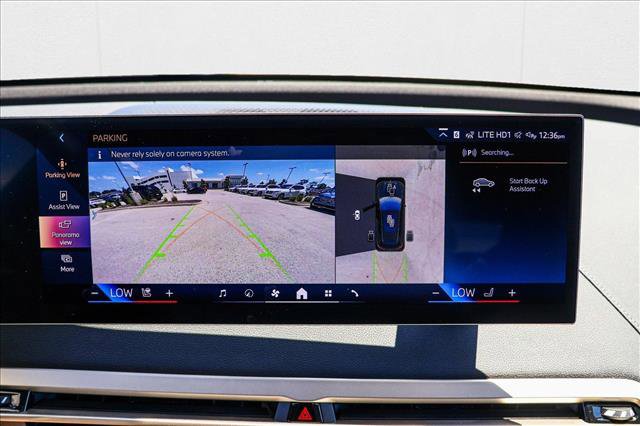 New 2026 BMW iX xDrive60 w/ Premium Package image 17