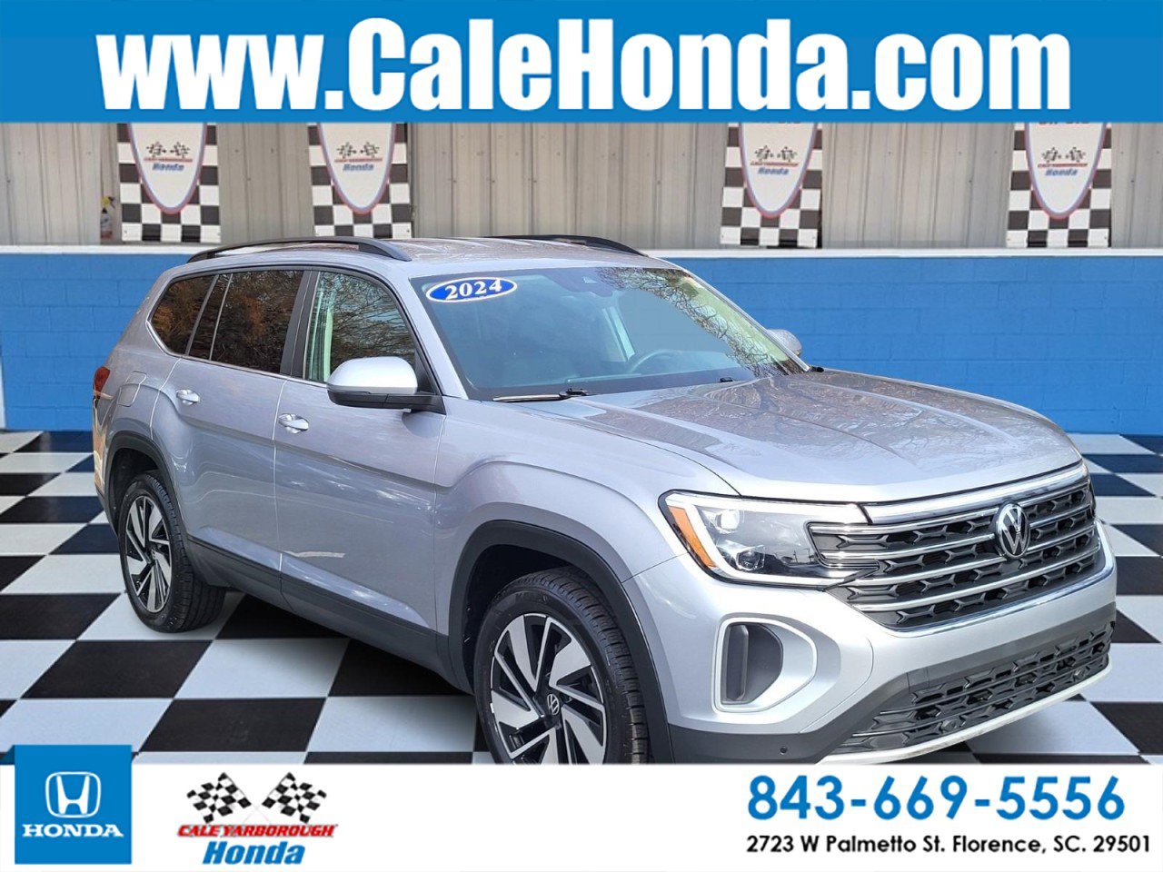 Used 2024 Volkswagen Atlas SE image 1