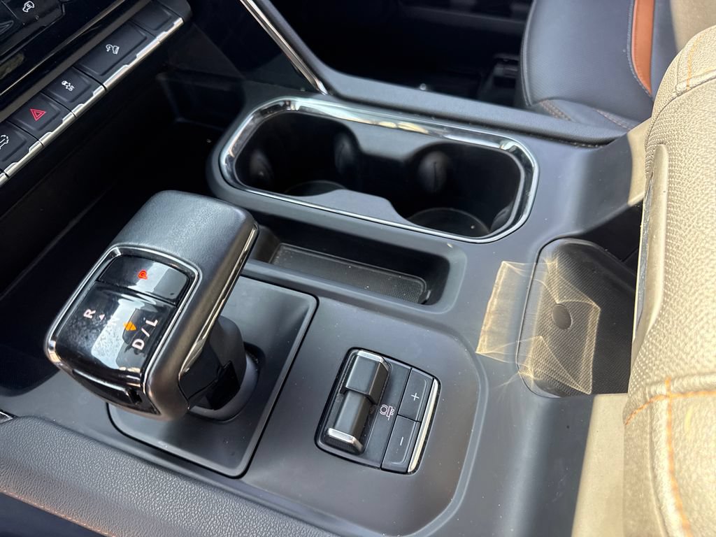 Used 2023 GMC Sierra 1500 AT4 w/ AT4 Premium Package AWD/4WD image 18