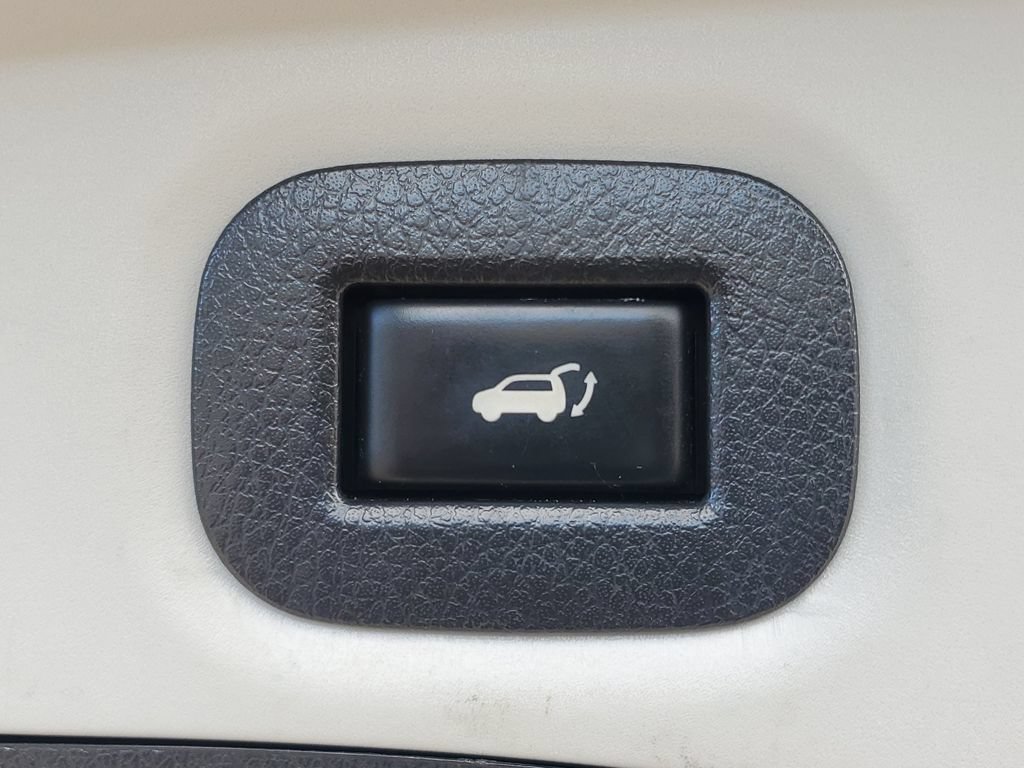 Used 2020 Nissan Rogue SL w/ Premium Package AWD/4WD image 9