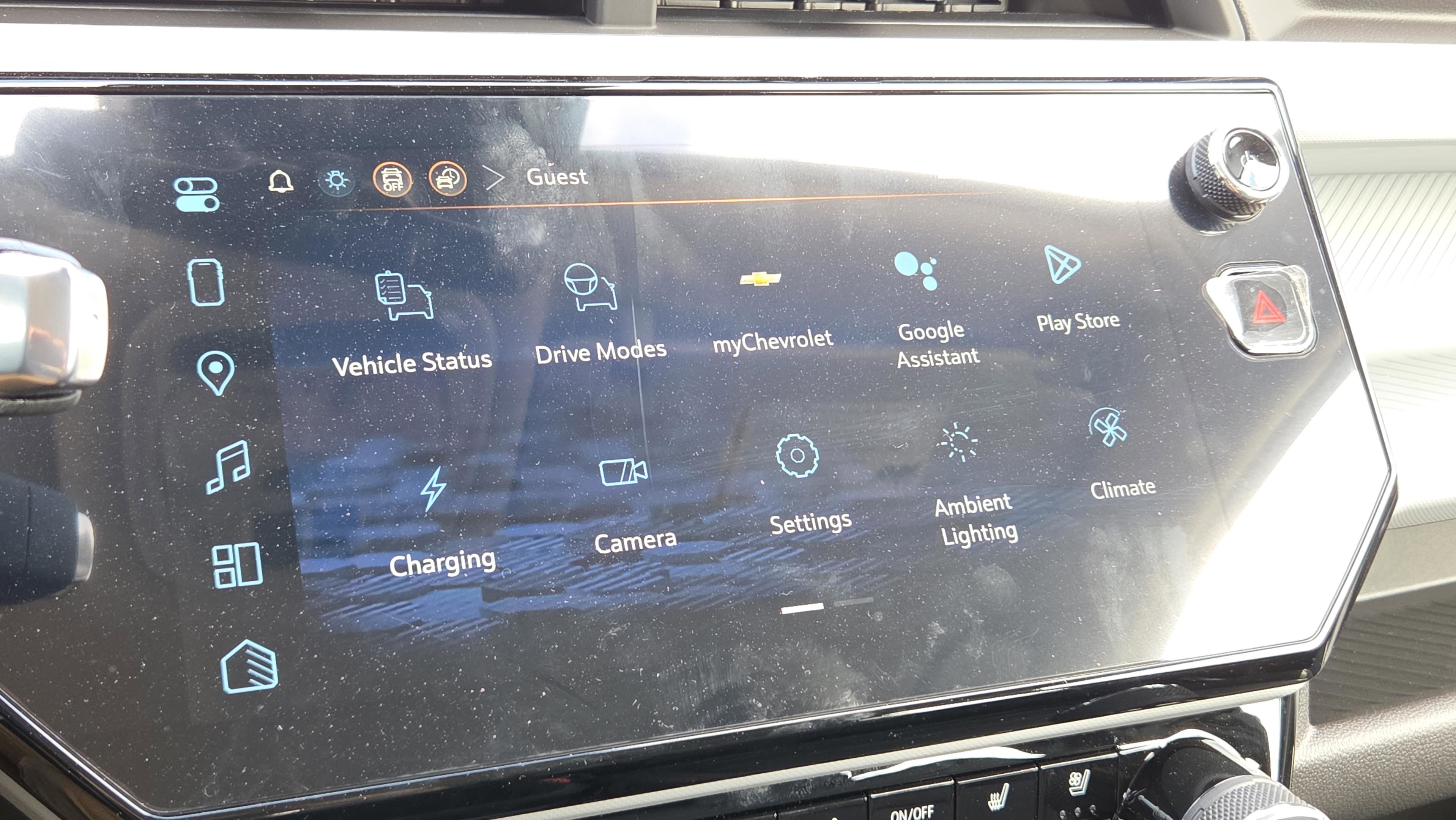 New 2027 Chevrolet Bolt RS w/ Technology Package image 17