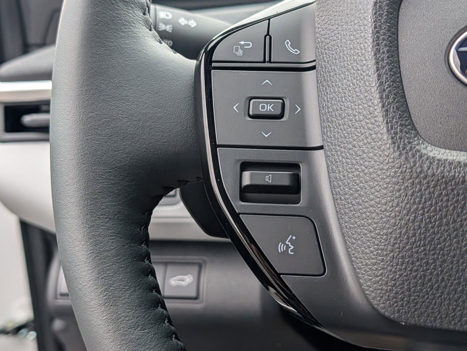 New 2026 Subaru Solterra image 36