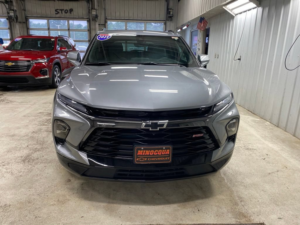 Used 2025 Chevrolet Blazer RS w/ Driver Confidence II Package AWD/4WD image 5
