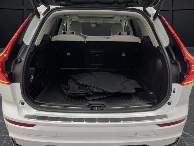 Used 2025 Volvo XC60 B5 Ultra w/ Protection Package Premier image 15