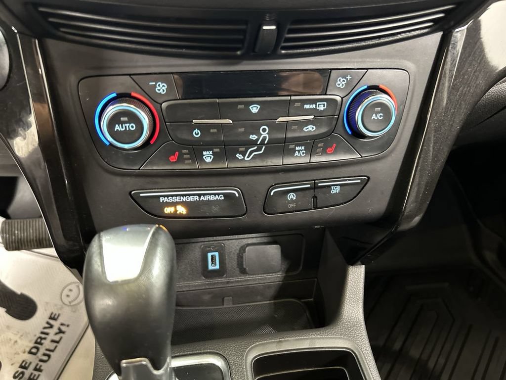 Used 2017 Ford Escape Titanium AWD/4WD image 17