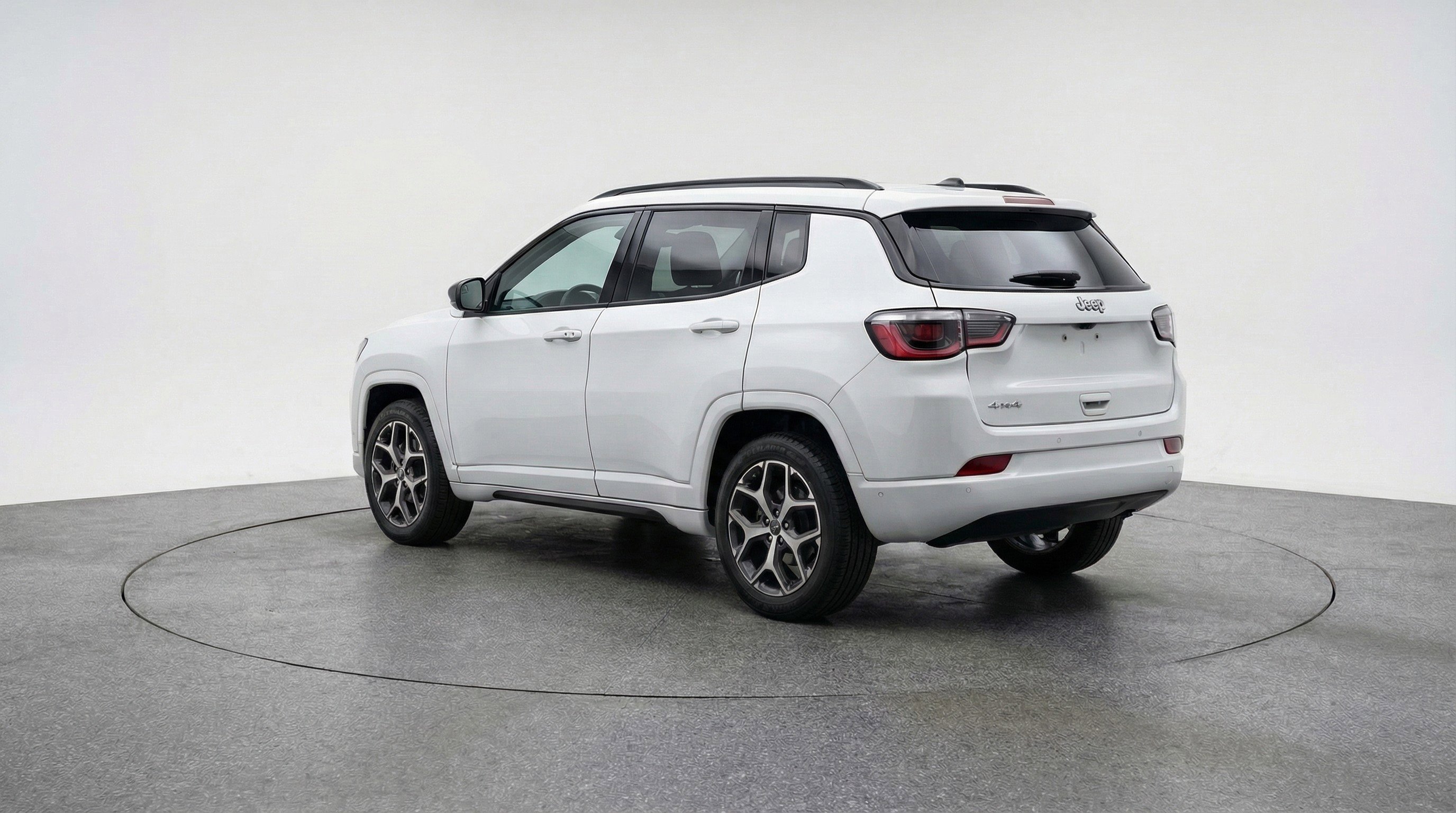 Used 2025 Jeep Compass Limited image 6