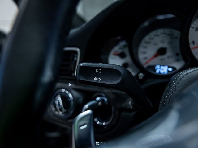 Certified 2015 Porsche 911 Turbo S AWD/4WD image 31