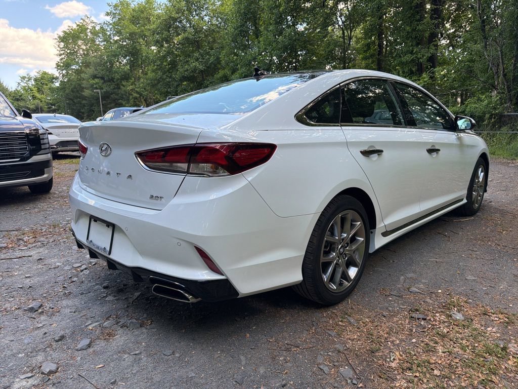Used 2019 Hyundai Sonata Limited w/ Cargo Package FWD image 3