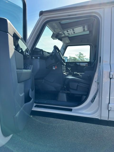 Used 2025 INEOS Grenadier image 10