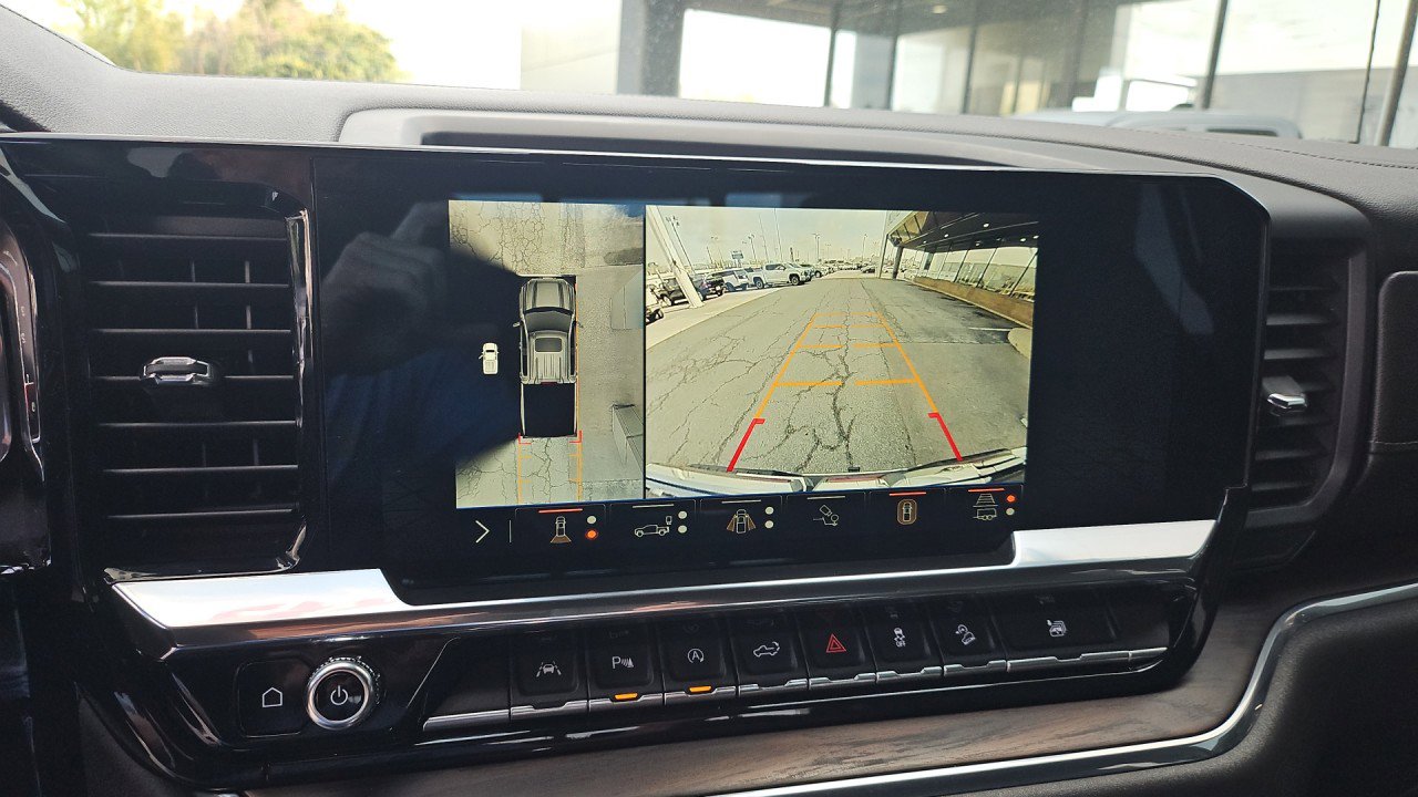 Used 2024 GMC Sierra 1500 SLT w/ SLT Premium Plus Package AWD/4WD image 24