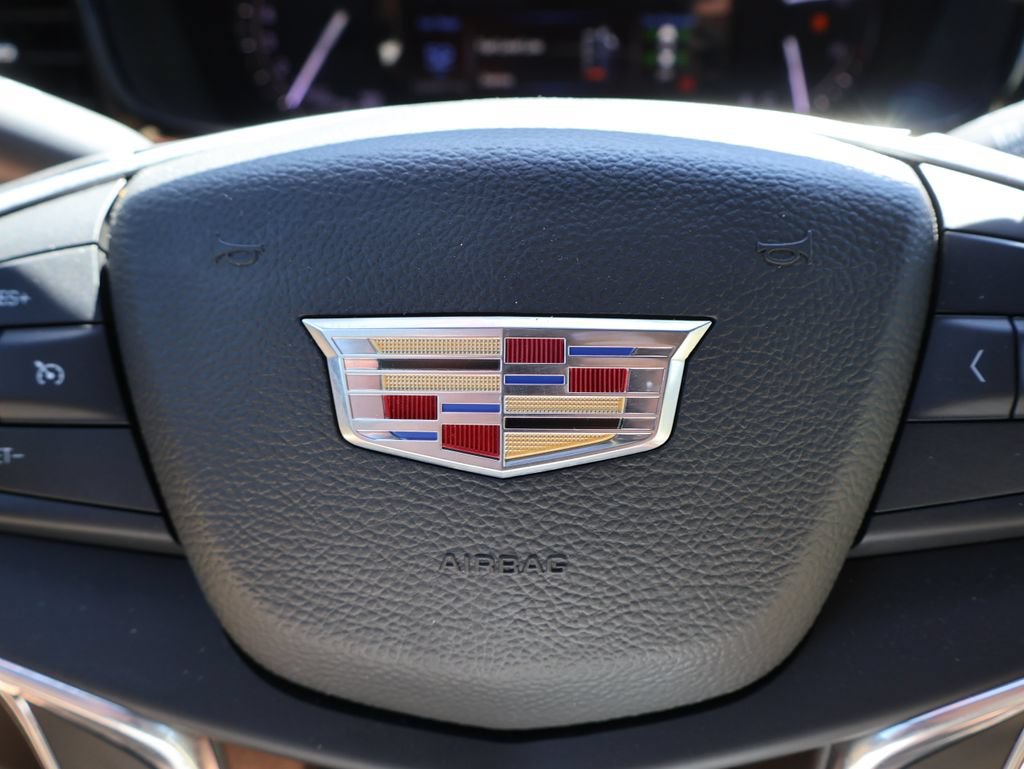 Used 2017 Cadillac XT5 FWD image 26