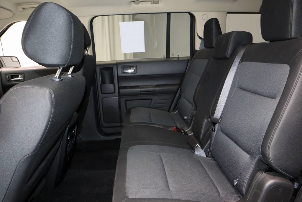 Used 2019 Ford Flex SE FWD image 21