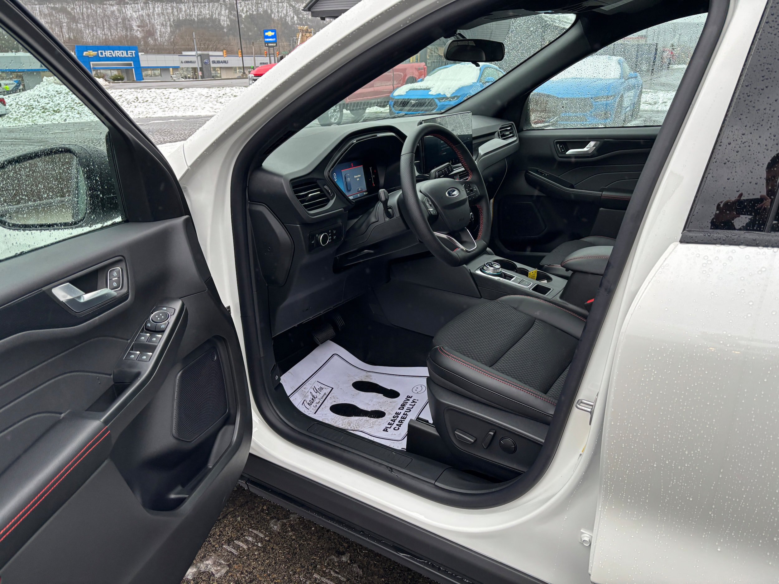 New 2026 Ford Escape ST-Line w/ Tech Pack #1 AWD/4WD image 11