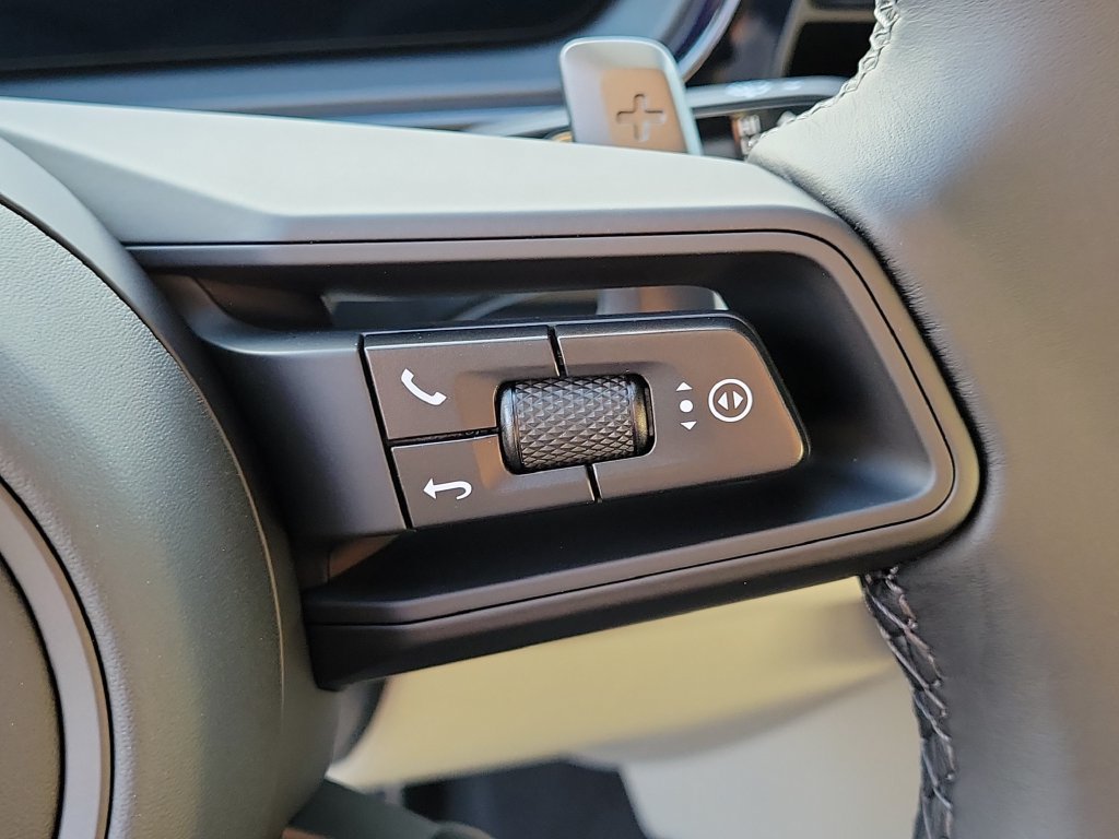 New 2027 Porsche Cayenne S AWD/4WD image 36