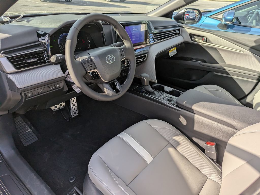 New 2026 Toyota Camry SE FWD image 11