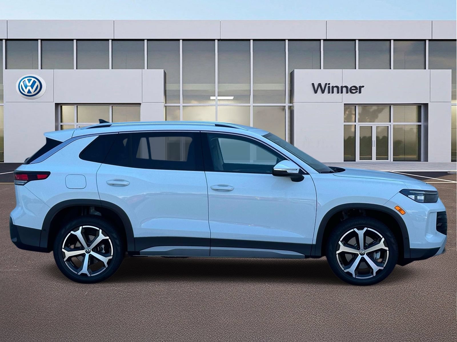 New 2026 Volkswagen Tiguan SE AWD/4WD image 6
