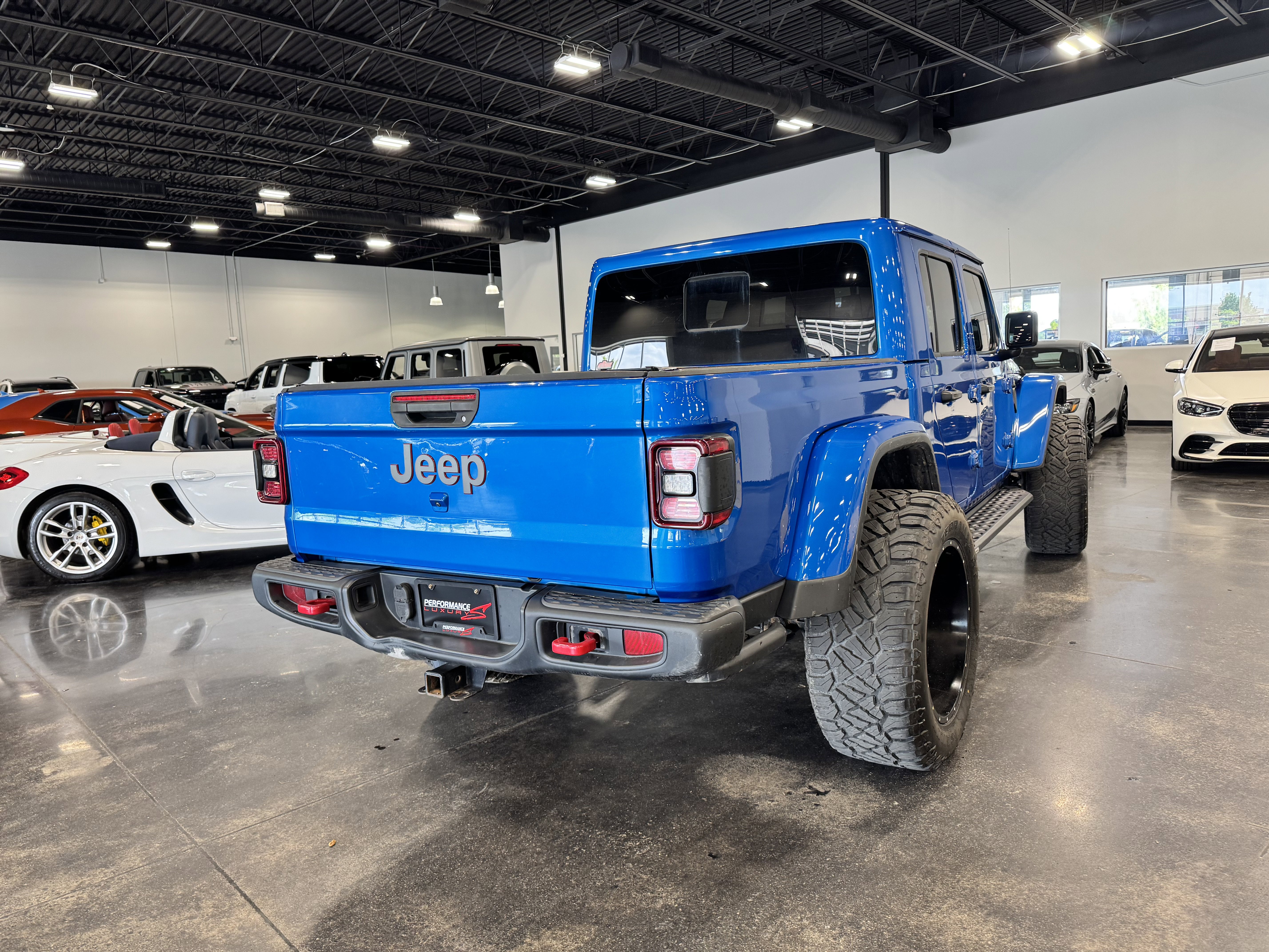 Used 2020 Jeep Gladiator Rubicon AWD/4WD image 3