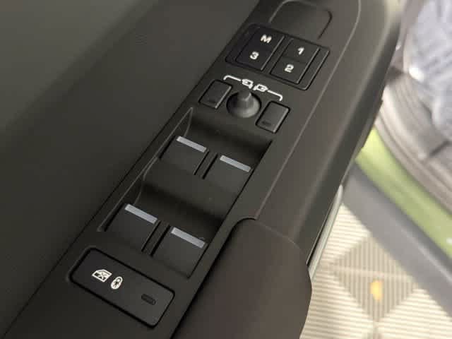 New 2026 Land Rover Defender 110 S AWD/4WD image 22