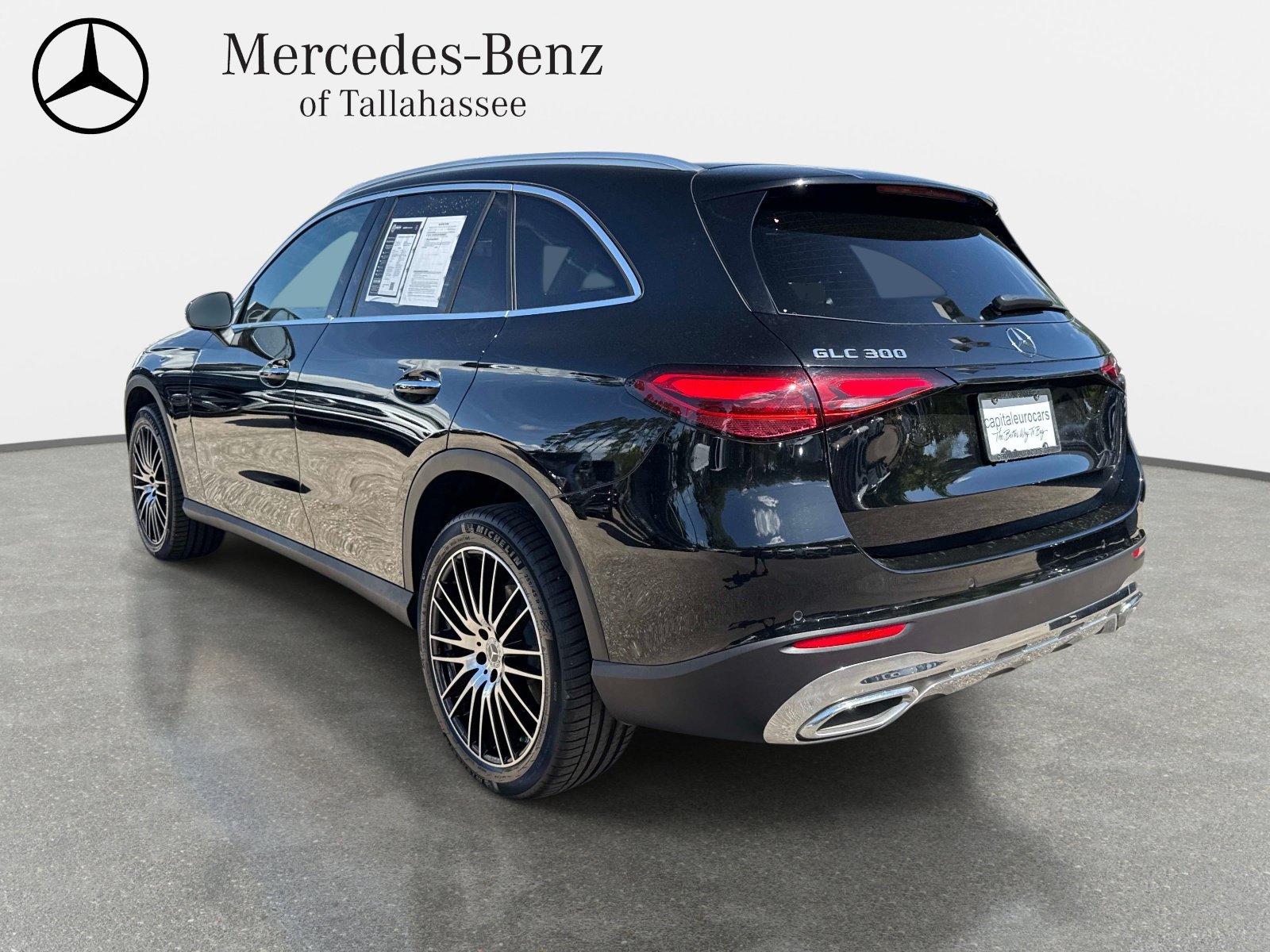 Certified 2025 Mercedes-Benz GLC 300 image 7