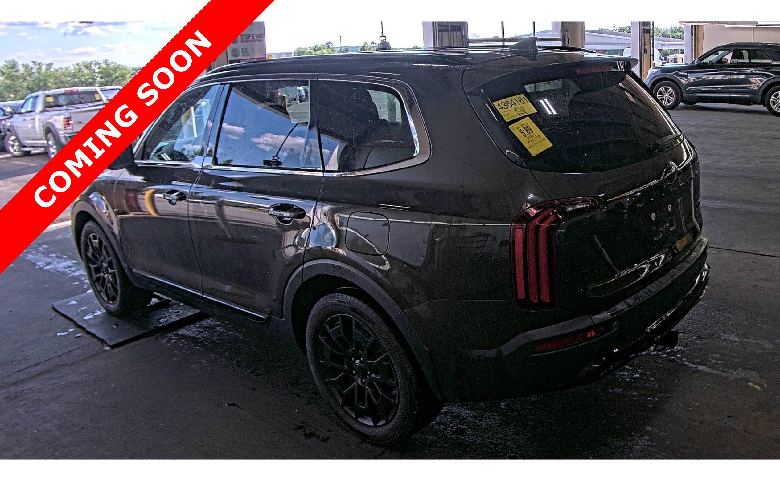 Used 2021 Kia Telluride EX w/ EX Premium Package AWD/4WD image 5