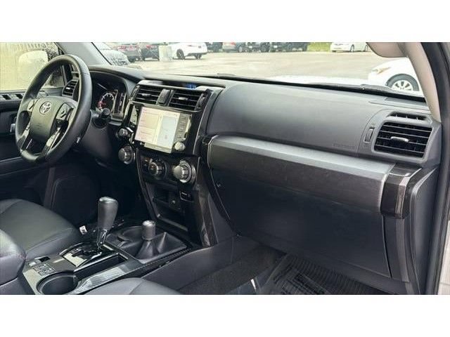 Certified 2021 Toyota 4Runner Venture w/ Moonroof Package AWD/4WD image 40