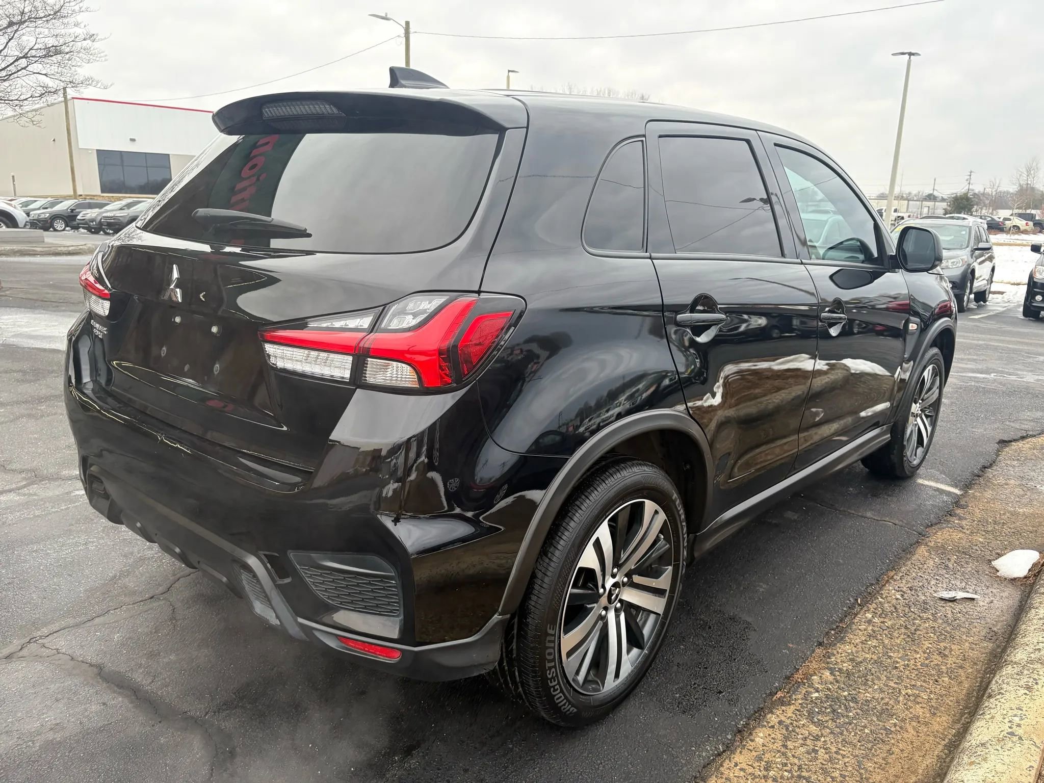 Used 2023 Mitsubishi Outlander Sport ES AWD/4WD image 7