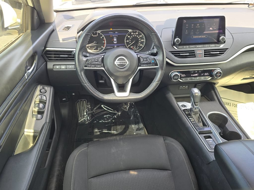 Used 2019 Nissan Altima 2.5 SV FWD image 11