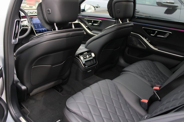 New 2026 Mercedes-Benz S 580 4MATIC Sedan image 32