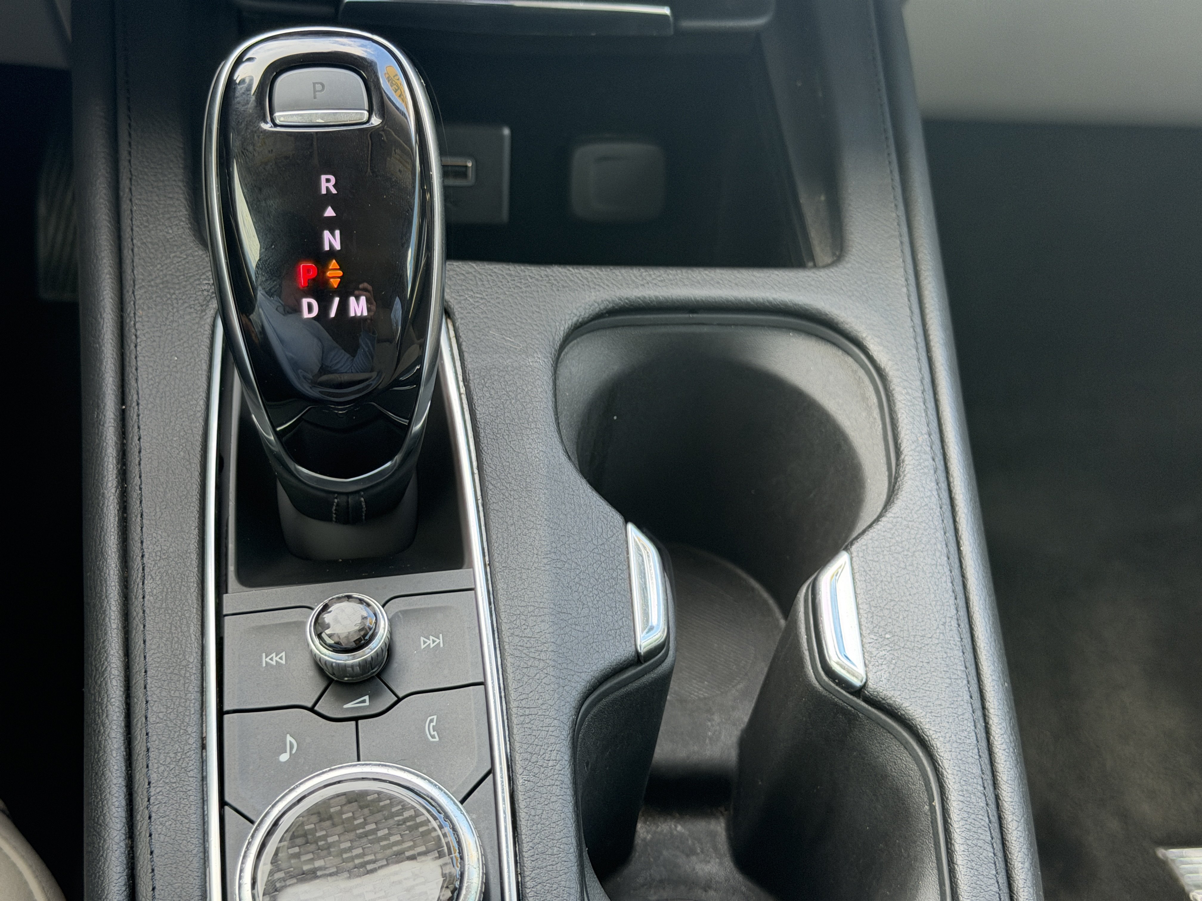 Used 2020 Cadillac XT4 Luxury FWD image 21
