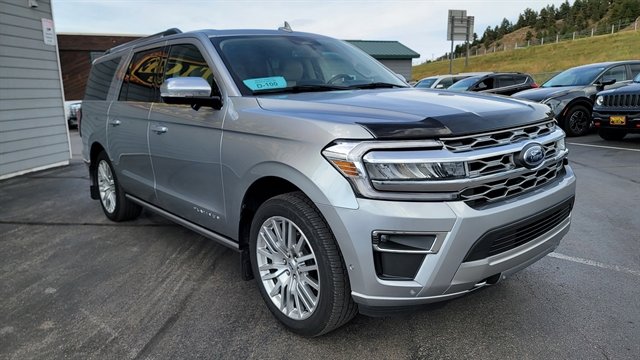Used 2024 Ford Expedition Max Platinum image 3