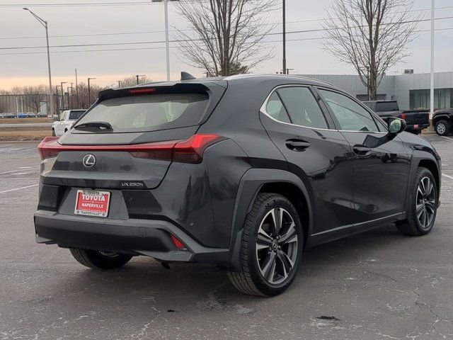 Used 2020 Lexus UX 250h w/ Premium Package image 5