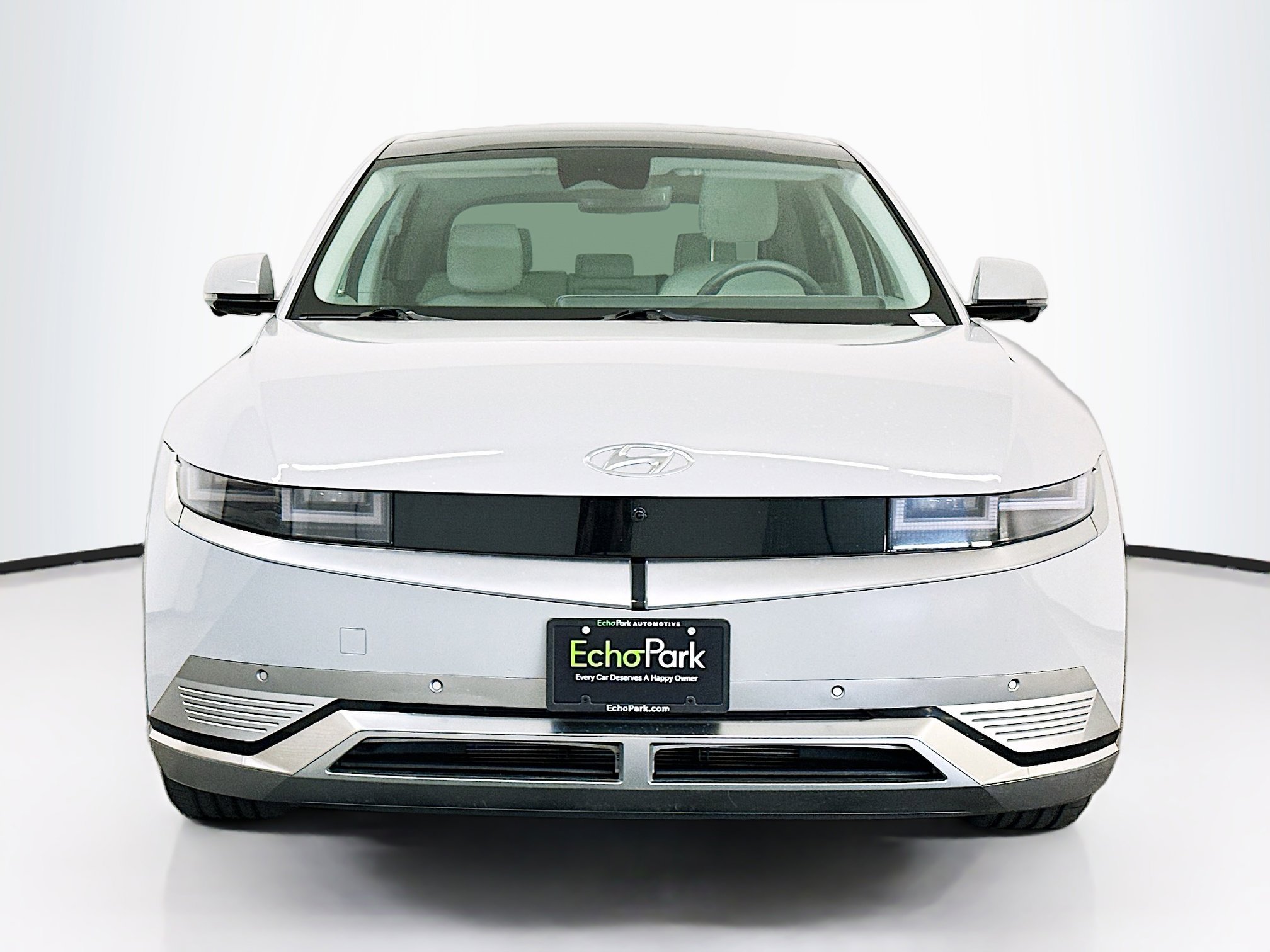 Used 2024 Hyundai Ioniq 5 Limited image 2