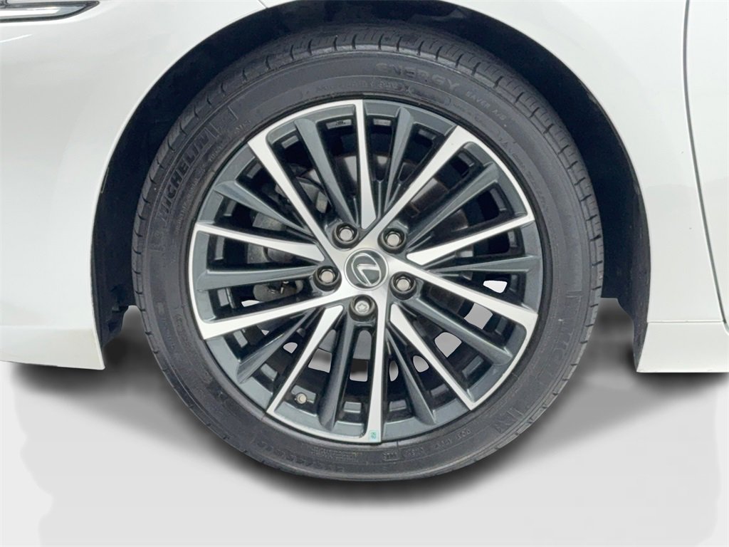 Used 2024 Lexus ES 350 w/ Premium Package image 51