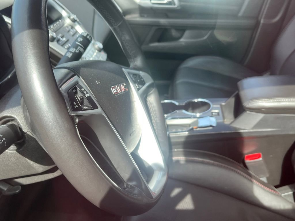 Used 2017 GMC Terrain SLT AWD/4WD image 7