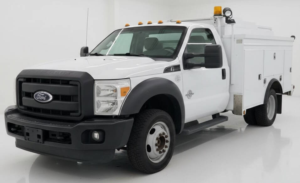 Used 2012 Ford F550 4x4 Regular Cab Super Duty w/ Payload Upgrade Pkg image 1