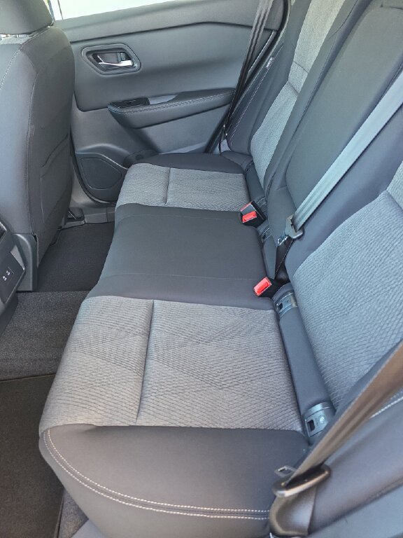 New 2026 Nissan Rogue SV w/ Cold Weather Package FWD image 3