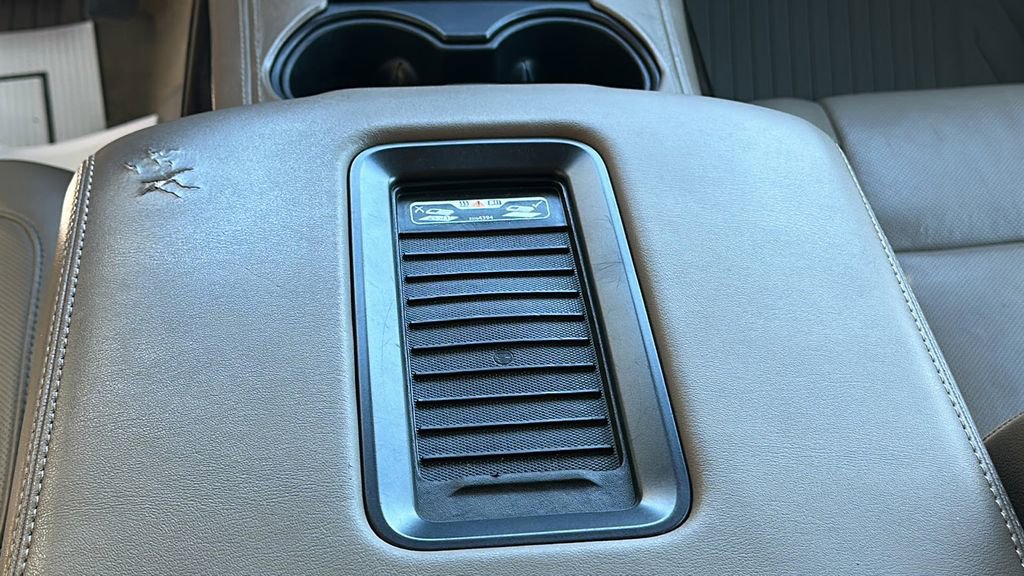 Used 2017 GMC Yukon SLT w/ Open Road Package image 21