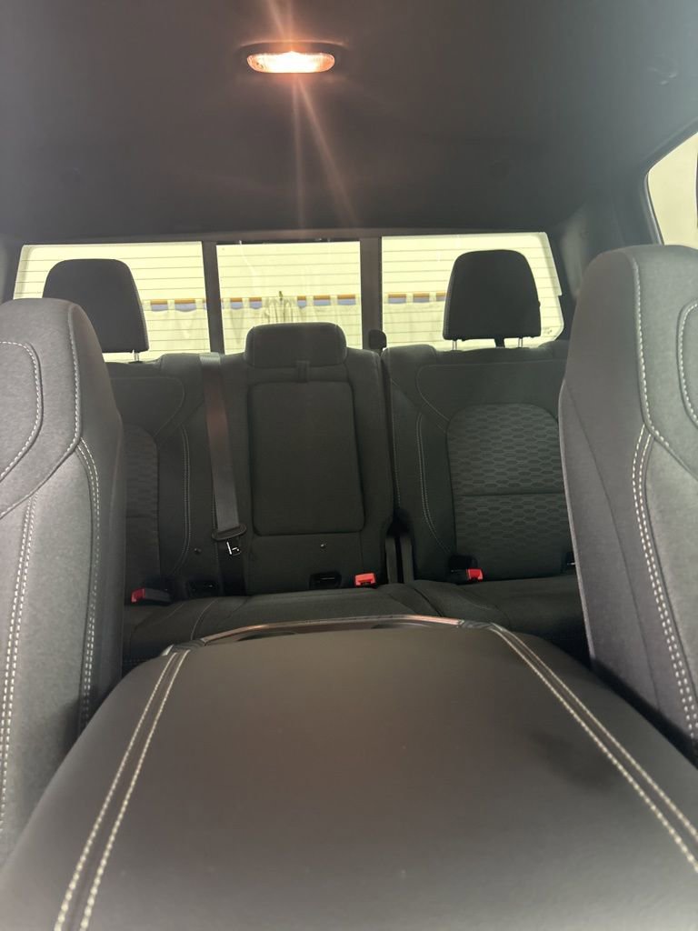 New 2026 RAM 1500 Big Horn w/ Night Edition image 32