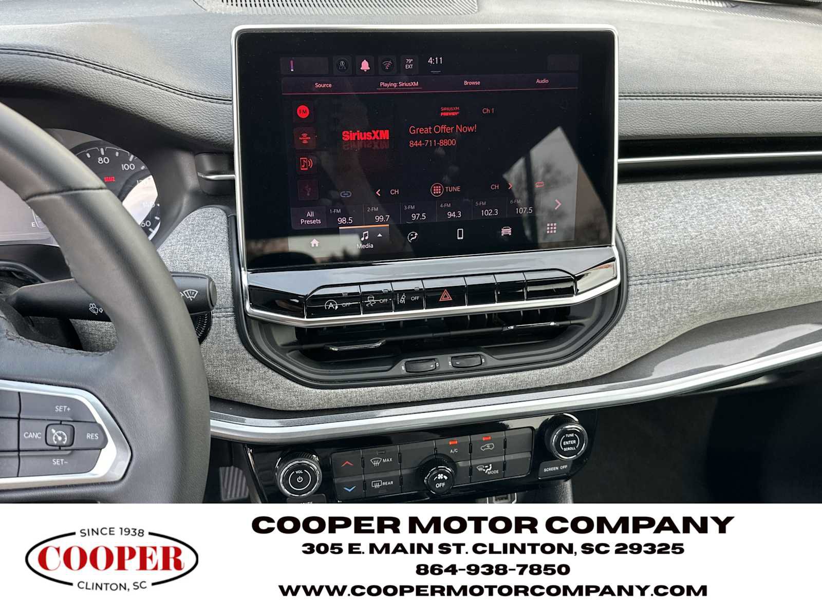 Used 2024 Jeep Compass Latitude image 24